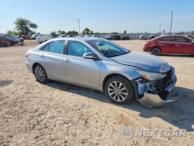 Czwarte zdjęcie samochodu z boku: 2016 TOYOTA CAMRY XLE VIN:4T1BF1FK9GU533887 - miniatura