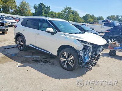 Czwarte zdjęcie samochodu z boku: 2023 NISSAN ROGUE SL VIN:5N1BT3CA0PC814689 - miniatura