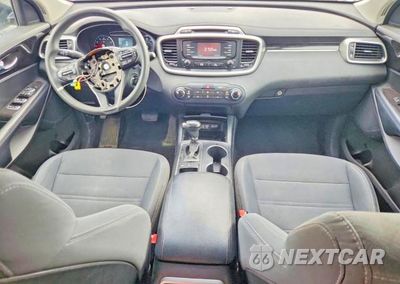 Zdjęcie 8 z 12 samochodu: 2016 KIA SORENTO LX VIN:5XYPGDA30GG132996 - miniatura
