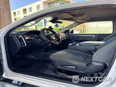 Zdjęcie 9 z 10 samochodu: 2018 RAM 5500 VIN:3C7WRMDL8JG280262 - miniatura