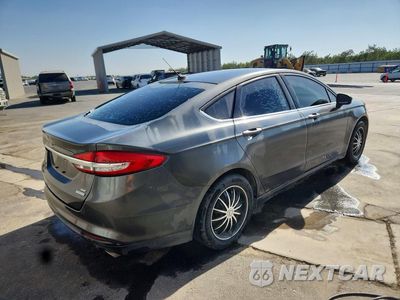 Trzecie zdjęcie samochodu z tyłu: 2017 FORD FUSION SE VIN:3FA6P0HD4HR255622 - miniatura