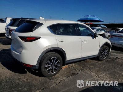 Trzecie zdjęcie samochodu z tyłu: 2017 MAZDA CX-5 GRAND TOURING VIN:JM3KFADL2H0107992 - miniatura