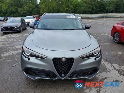 Piąte zdjęcie samochodu w środku: 2019 ALFA ROMEO STELVIO VIN:ZASPAKAN4K7C38940 - miniatura