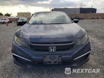 Piąte zdjęcie samochodu w środku: 2019 HONDA CIVIC LX VIN:2HGFC2F68KH513781 - miniatura