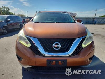 Piąte zdjęcie samochodu w środku: 2017 NISSAN MURANO SV VIN:5N1AZ2MG2HN101371 - miniatura