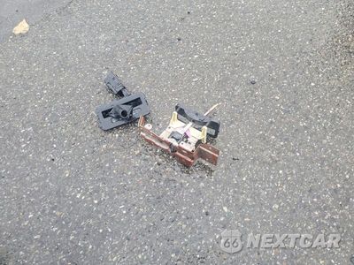 Zdjęcie 12 z 13 samochodu: 1999 BUICK REGAL LS VIN:2G4WB52K4X1460093 - miniatura
