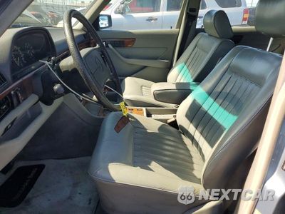Zdjęcie 7 z 12 samochodu: 1987 MERCEDES-BENZ 300 SDL VIN:WDBCB25D0HA304996 - miniatura