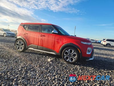 Czwarte zdjęcie samochodu z boku: 2020 KIA SOUL X-LINE VIN:KNDJ23AU9L7123406 - miniatura
