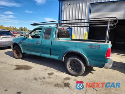 Drugie zdjęcie samochodu z przodu: 2002 FORD F150 VIN:2FTRX18W02CA81711 - miniatura