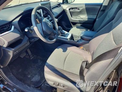 Zdjęcie 7 z 13 samochodu: 2024 TOYOTA RAV4 XLE VIN:2T3W1RFV5RC279602 - miniatura