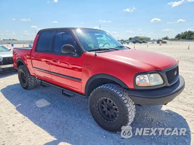 Czwarte zdjęcie samochodu z boku: 2003 FORD F150 SUPERCREW VIN:1FTRW08L43KC93351 - miniatura