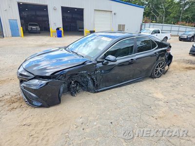 2023 TOYOTA CAMRY SE 4T1S11AK3PU825587 - główne zdjęcie licytacji z USA - miniatura