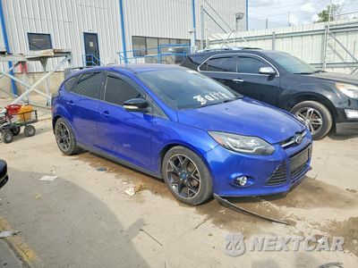Czwarte zdjęcie samochodu z boku: 2013 FORD FOCUS SE VIN:1FADP3K20DL181169 - miniatura