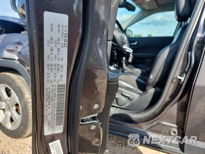 Zdjęcie 13 z 13 samochodu: 2020 JEEP COMPASS LATITUDE VIN:3C4NJDBB9LT239580 - miniatura