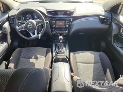 Zdjęcie 8 z 13 samochodu: 2017 NISSAN ROGUE SPORT SV VIN:JN1BJ1CR7HW114501 - miniatura