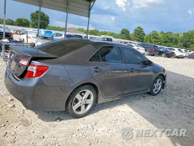 Trzecie zdjęcie samochodu z tyłu: 2014 TOYOTA CAMRY SE VIN:4T1BF1FK4EU865488 - miniatura