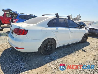 Trzecie zdjęcie samochodu z tyłu: 2013 VOLKSWAGEN JETTA GLI VIN:3VW4T7AJXDM291096 - miniatura