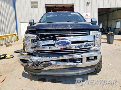 Piąte zdjęcie samochodu w środku: 2019 FORD F250 SUPER DUTY VIN:1FT7W2BT1KEE62962 - miniatura
