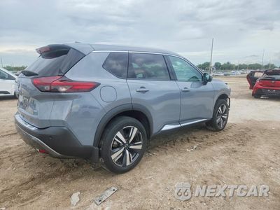 Trzecie zdjęcie samochodu z tyłu: 2023 NISSAN ROGUE SL VIN:5N1BT3CB6PC909394 - miniatura