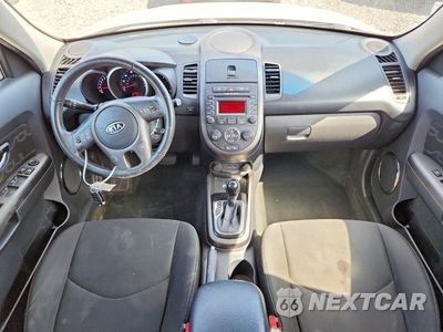 Zdjęcie 8 z 13 samochodu: 2012 KIA SOUL + VIN:KNDJT2A60C7467392 - miniatura