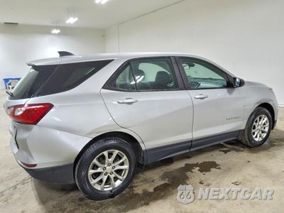 Trzecie zdjęcie samochodu z tyłu: 2020 CHEVROLET EQUINOX LS VIN:2GNAXSEV2L6183372 - miniatura