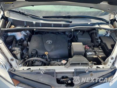 Zdjęcie 12 z 14 samochodu: 2018 TOYOTA SIENNA L VIN:5TDZZ3DC6JS959503 - miniatura