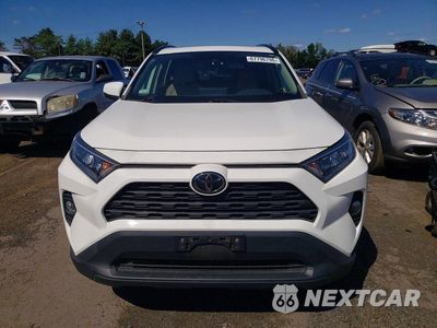 Piąte zdjęcie samochodu w środku: 2020 TOYOTA RAV4 XLE VIN:2T3P1RFV5LW099191 - miniatura