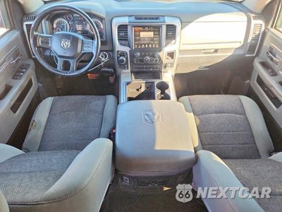 Zdjęcie 8 z 12 samochodu: 2014 RAM 1500 SLT VIN:1C6RR7LM5ES297399 - miniatura