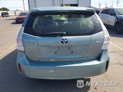 Zdjęcie 6 z 12 samochodu: 2014 TOYOTA PRIUS V VIN:JTDZN3EU8EJ000898 - miniatura