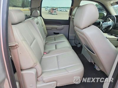 Zdjęcie 10 z 12 samochodu: 2011 CHEVROLET SILVERADO K1500 LT VIN:3GCPKSE37BG332684 - miniatura