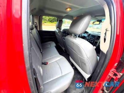 Zdjęcie 6 z 11 samochodu: 2018 RAM 1500 ST VIN:1C6RR6FG2JS272406 - miniatura
