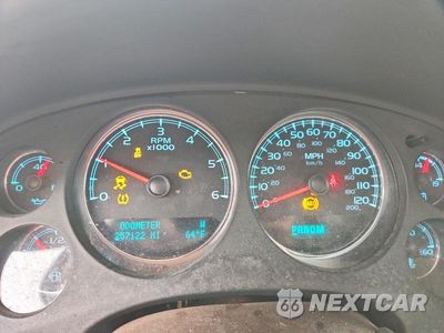 Zdjęcie 9 z 13 samochodu: 2012 CHEVROLET SUBURBAN K1500 LTZ VIN:1GNSKKE77CR265039 - miniatura