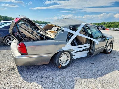 Trzecie zdjęcie samochodu z tyłu: 2001 MERCURY GRAND MARQUIS LS VIN:2MEFM75W11X628705 - miniatura