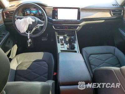 Zdjęcie 8 z 13 samochodu: 2024 VOLKSWAGEN ATLAS SE VIN:1V2JR2CA8RC504235 - miniatura