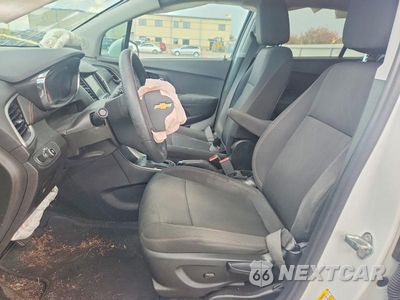Zdjęcie 7 z 12 samochodu: 2019 CHEVROLET TRAX 1LT VIN:3GNCJLSB3KL331470 - miniatura