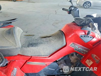 Piąte zdjęcie samochodu w środku: 2006 BOMBARDIER OUTLANDER MAX XT ATV VIN:2BVEPHJ156V000209 - miniatura