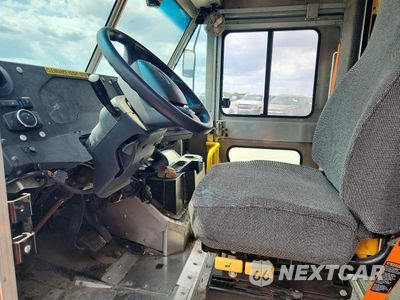 Zdjęcie 7 z 12 samochodu: 2020 FORD F59 DELIVERY TRUCK VIN:1F65F5KN4L0A11844 - miniatura