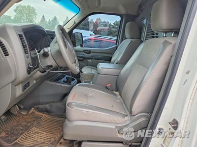 Zdjęcie 7 z 12 samochodu: 2016 NISSAN NV 2500 HD SV VIN:1N6BF0KY4GN813443 - miniatura