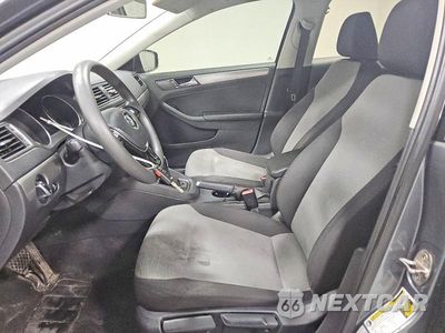 Zdjęcie 7 z 12 samochodu: 2017 VOLKSWAGEN JETTA S VIN:3VW2B7AJ4HM371655 - miniatura
