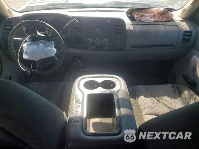 Zdjęcie 8 z 13 samochodu: 2014 CHEVROLET SILVERADO K3500 VIN:1GB4KZC8XEF118423 - miniatura