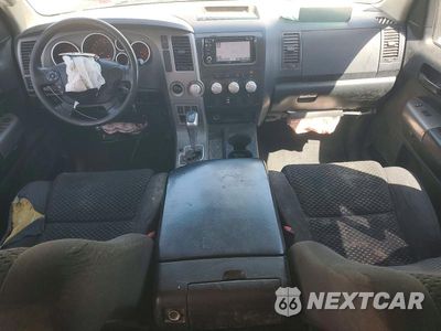 Zdjęcie 8 z 12 samochodu: 2012 TOYOTA TUNDRA DOUBLE CAB SR5 VIN:5TFUY5F16CX256520 - miniatura