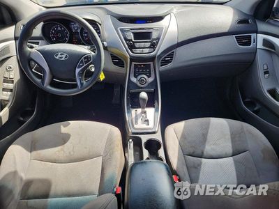 Zdjęcie 8 z 12 samochodu: 2013 HYUNDAI ELANTRA GLS VIN:5NPDH4AE1DH373679 - miniatura