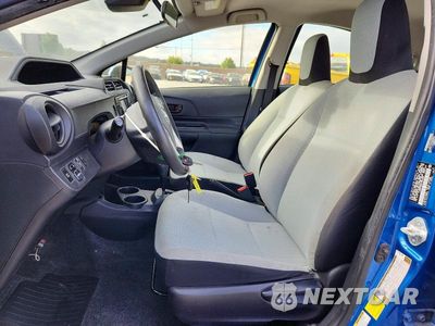 Zdjęcie 7 z 12 samochodu: 2017 TOYOTA PRIUS C ONE VIN:JTDKDTB34H1596452 - miniatura