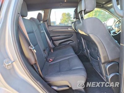 Zdjęcie 10 z 13 samochodu: 2020 JEEP GRAND CHEROKEE LAREDO VIN:1C4RJEAG6LC202857 - miniatura