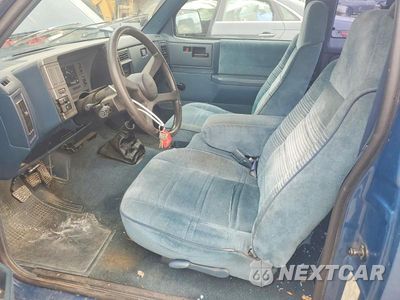 Zdjęcie 7 z 12 samochodu: 1993 GMC SONOMA VIN:1GTCS19R4P8519207 - miniatura
