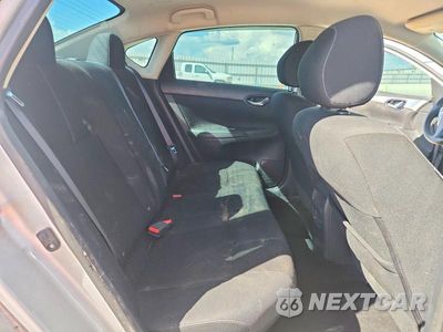 Zdjęcie 10 z 13 samochodu: 2017 NISSAN SENTRA S VIN:3N1AB7AP5HY241480 - miniatura