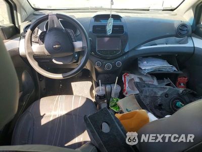 Zdjęcie 8 z 13 samochodu: 2014 CHEVROLET SPARK 1LT VIN:KL8CD6S98EC542333 - miniatura