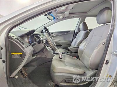 Zdjęcie 7 z 12 samochodu: 2013 HYUNDAI SONATA SE VIN:5NPEC4AC7DH659506 - miniatura