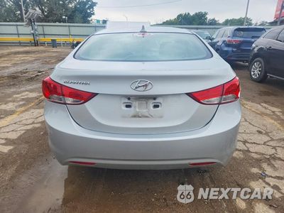 Zdjęcie 6 z 12 samochodu: 2013 HYUNDAI ELANTRA GLS VIN:5NPDH4AE7DH402800 - miniatura