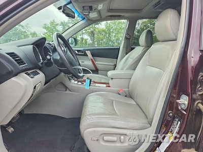 Zdjęcie 7 z 13 samochodu: 2013 TOYOTA HIGHLANDER LIMITED VIN:5TDDK3EH6DS179238 - miniatura